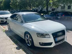Weiß Gebraucht 2010 Audi A5 S-Line Coupé | 12.200 € (Etwas zu teuer)