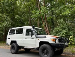 Weiß Gebraucht 2022 Toyota Land Cruiser SUV | 69.990 € (Teuer)