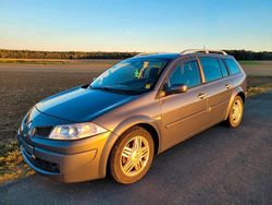 Grau Gebraucht 2007 Renault Mégane GrandTour Kombi | 850 € (Teuer)