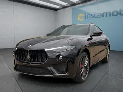Schwarz Gebraucht 2023 Maserati Levante SUV | 119.049 €