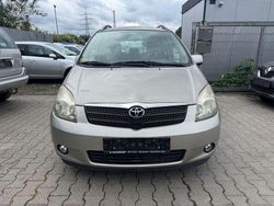 Silber Gebraucht 2002 Toyota Corolla Verso Van / Kleinbus | 1.299 € (Fairer Preis)