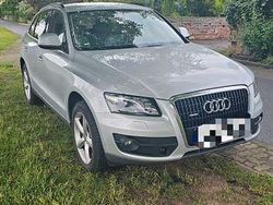 Grau Gebraucht 2012 Audi Q5 Sport SUV | 13.400 € (Fairer Preis)