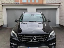 Schwarz Gebraucht 2013 Mercedes ML350 SUV | 28.000 €