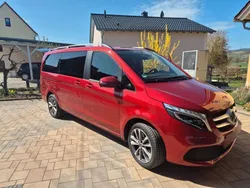 Rot Gebraucht 2020 Mercedes V250 Edition Van / Kleinbus | 48.399 € (Fairer Preis)