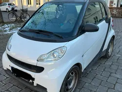 Weiß Gebraucht 2011 Smart ForTwo Coupé Coupé | 2.200 € (Guter Preis)