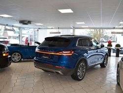 Blau Gebraucht 2022 Lincoln Navigator SUV | 37.900 €