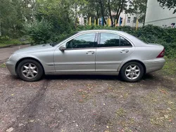 Silber Gebraucht 2001 Mercedes C200 Elegance Limousine | 1.600 € (Guter Preis)