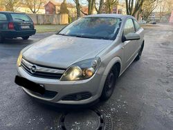 Gold Gebraucht 2006 Opel Astra GTC Sport Coupé | 1.500 € (Fairer Preis)