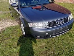 Grau Gebraucht 2004 Audi A4 S-Line Kombi | 2.000 € (Guter Preis)