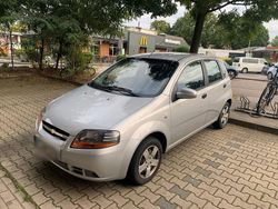 Grau Gebraucht 2005 Chevrolet Kalos Kleinwagen | 1.700 € (Fairer Preis)