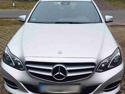 Silber Gebraucht 2016 Mercedes E200 Avantgarde Kombi | 16.400 € (Fairer Preis)
