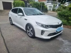 Weiß Gebraucht 2016 Kia Optima Kombi | 14.850 € (Teuer)