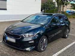 Schwarz Gebraucht 2020 Kia Ceed Sportswagon 2 Kombi | 15.000 € (Fairer Preis)