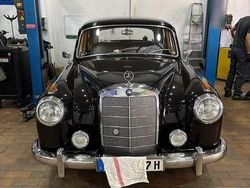 Schwarz Gebraucht 1955 Mercedes 220 Limousine | 29.500 €