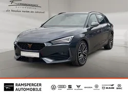 Magnetic grau metallic Gebraucht 2024 Cupra Leon VZ Kombi | 36.460 € (Superpreis)