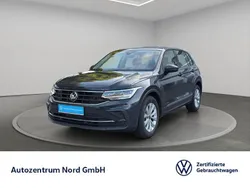 Grau Gebraucht 2022 VW Tiguan SUV | 21.890 € (Superpreis)