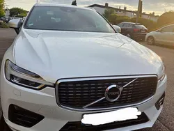 Weiß Gebraucht 2018 Volvo XC60 R-Design SUV | 31.900 € (Fairer Preis)