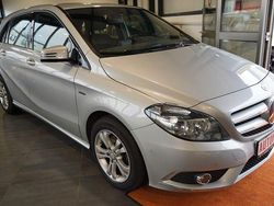Silber Gebraucht 2012 Mercedes B200 Van / Kleinbus | 13.490 € (Etwas zu teuer)