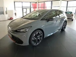Vapor grey Gebraucht 2023 Cupra Born Kleinwagen | 39.990 €