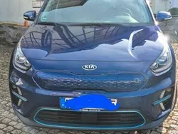 Blau Gebraucht 2021 Kia e-Niro Spirit SUV | 24.000 € (Etwas zu teuer)