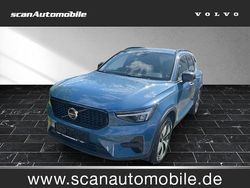 Fjord blue / (metallic) Gebraucht 2023 Volvo XC40 Plus SUV | 37.990 € (Fairer Preis)