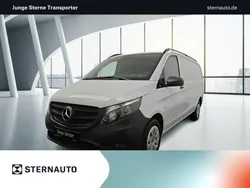 Weiß Gebraucht 2023 Mercedes Vito Van / Kleinbus | 31.476 € (Guter Preis)