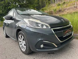 Grau Gebraucht 2016 Peugeot 208 Active Kleinwagen | 4.799 € (Fairer Preis)
