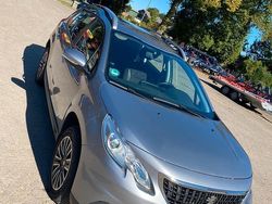 Silber Gebraucht 2016 Peugeot 2008 Access SUV | 5.500 € (Guter Preis)