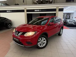 Rot Gebraucht 2015 Nissan X-Trail Visia SUV | 13.900 € (Fairer Preis)