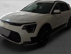 Weiss Gebraucht 2023 Kia e-Niro Inspiration SUV | 40.749 € (Fairer Preis)