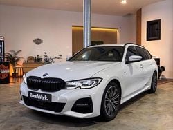 Weiß Gebraucht 2021 BMW 320 M Sport Kombi | 28.290 € (Guter Preis)