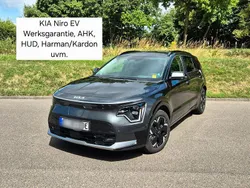 Grau Gebraucht 2023 Kia e-Niro Inspiration SUV | 29.790 € (Fairer Preis)