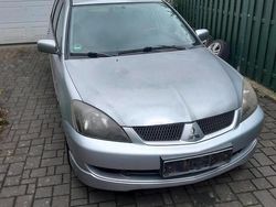 Grau Gebraucht 2006 Mitsubishi Lancer Kombi | 1.350 € (Superpreis)