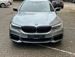 Grau Gebraucht 2019 BMW 520 Kombi | 22.900 € (Fairer Preis)