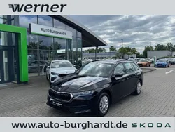 Schwarz Neu 2025 Skoda Octavia Essence Kombi | 26.290 € (Superpreis)