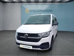 Weiß Gebraucht 2021 VW Caravelle Van / Kleinbus | 36.749 €