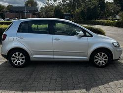 Silber Gebraucht 2006 VW Golf Plus Cross Van / Kleinbus | 3.850 €