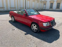 Rot Gebraucht 1993 Mercedes E300 Cabrio | 18.000 €