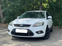Weiß Gebraucht 2010 Ford Focus Coupé | 999 € (Guter Preis)