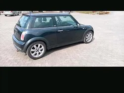 Schwarz Gebraucht 2006 Mini Cooper Kleinwagen | 1.890 €