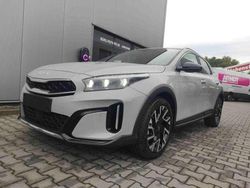 Grau Neu 2025 Kia XCeed SUV | 29.830 € (Etwas zu teuer)