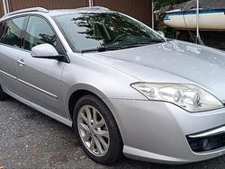 Grau Gebraucht 2009 Renault Laguna III Kombi | 4.900 € (Etwas zu teuer)