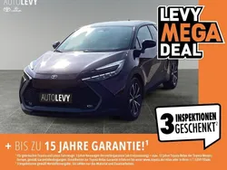 Dunkel amethyst metallic/ dach schwarz Gebraucht 2024 Toyota C-HR Team SUV | 28.890 € (Fairer Preis)