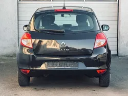 Schwarz Gebraucht 2012 Renault Clio III Dynamique Kleinwagen | 4.490 € (Fairer Preis)