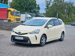 Weiß Gebraucht 2018 Toyota Prius+ Comfort Van / Kleinbus | 11.450 € (Fairer Preis)