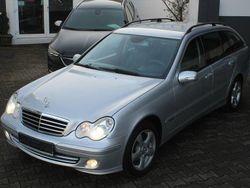 Silber Gebraucht 2006 Mercedes C200 Avantgarde Limousine | 2.990 € (Fairer Preis)