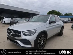 Iridiumsilber (metallic) Gebraucht 2020 Mercedes GLC300 AMG SUV | 33.850 € (Fairer Preis)