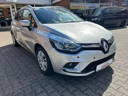 Grau Gebraucht 2019 Renault Clio IV LIMITED Limousine | 8.999 € (Fairer Preis)