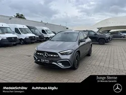 Mountaingrau Gebraucht 2025 Mercedes GLA200 AMG SUV | 42.470 € (Fairer Preis)