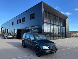 Grün Gebraucht 2003 Mercedes ML270 SUV | 3.400 € (Guter Preis)
